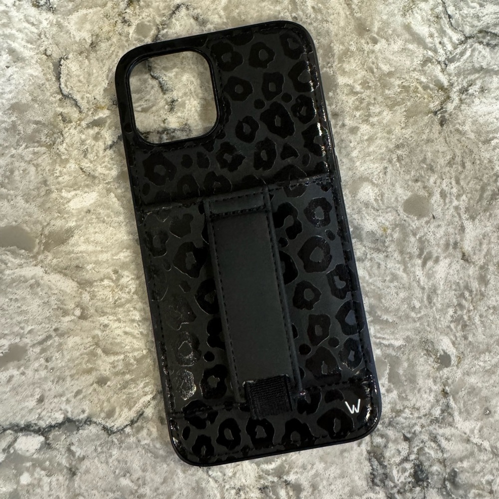 iPhone case for 12 pro max; excellent condition